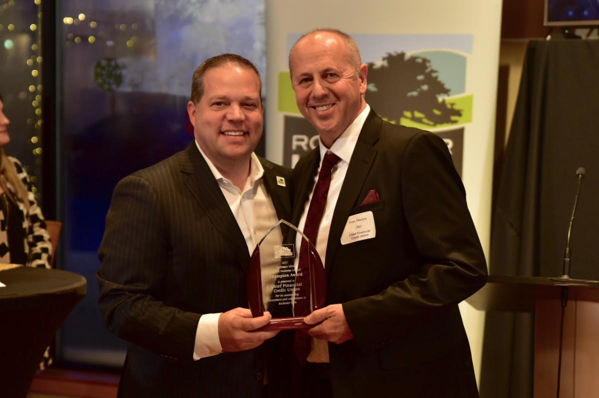 Tom Dluzen wins Mayor's Business Council Champion Award